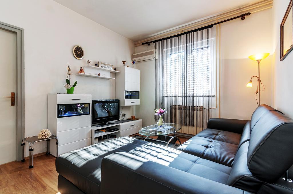 Apartment Zara Luaran gambar